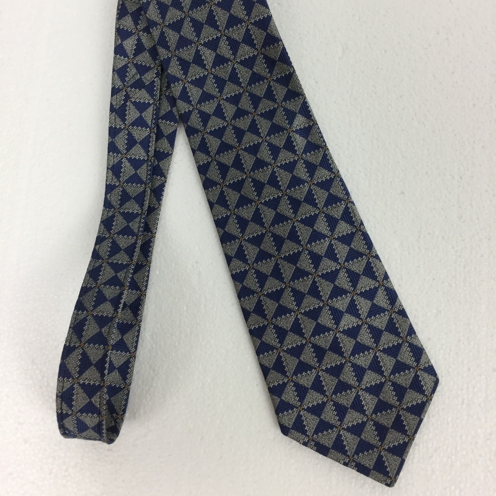 NWOT Countess Mara Tie Hand Tailored Silk